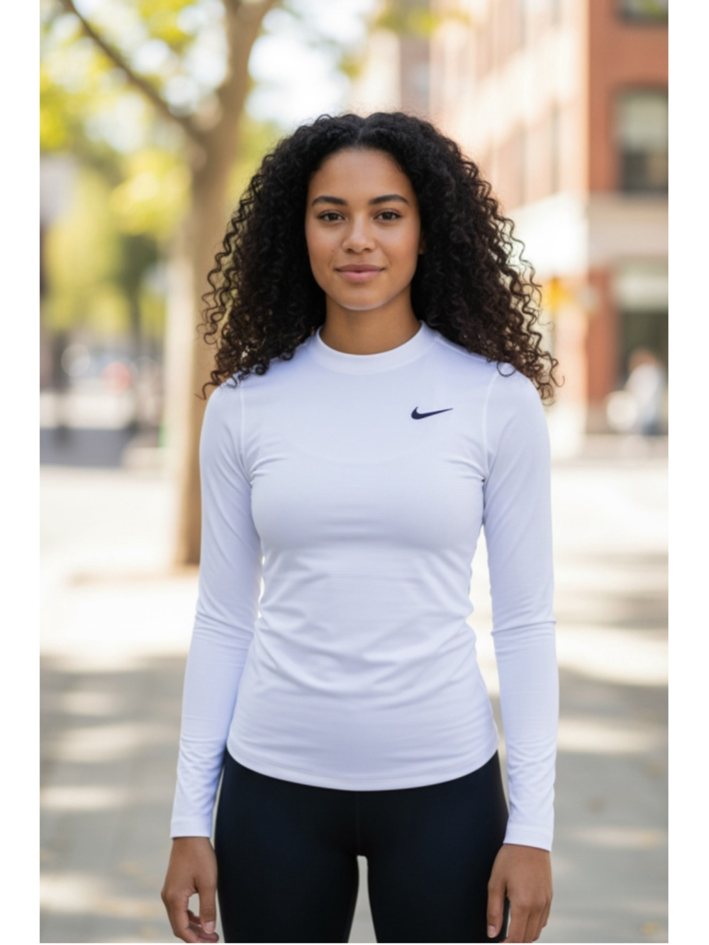 Women's Nike Long Sleeve Tee L White Black